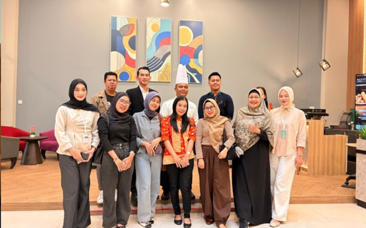 Marble Lounge Fave+ Hotel: Ngopi Santai Mulai Rp35 Ribu