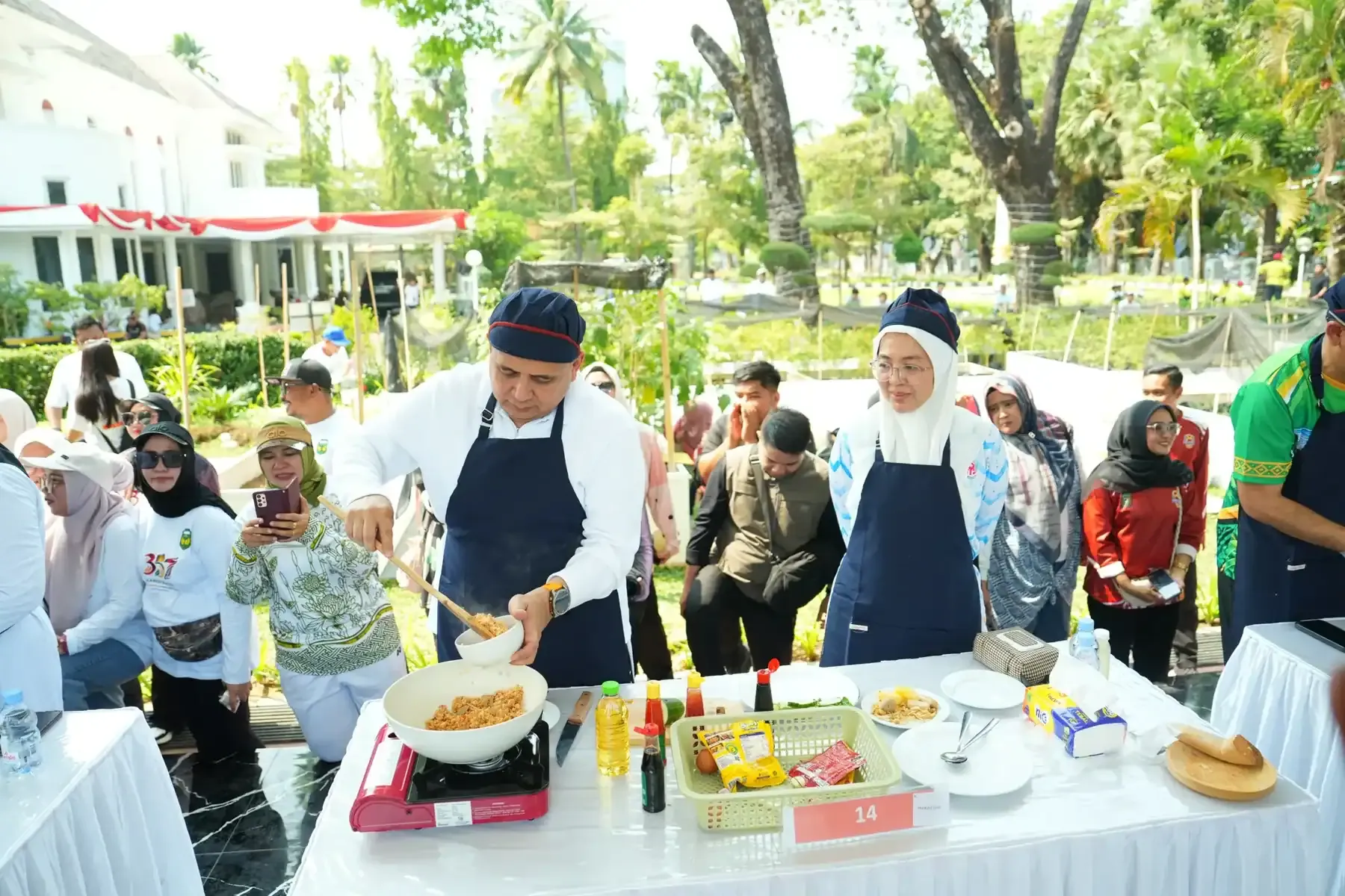 Lomba Nasi Goreng Antar Kepala Daerah: Gaya Memasak Appi yang Menang