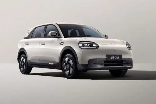 Chery QQ3 EV vs Chery Q: Mana Mobil Listrik Kompak Paling Masuk Akal?
