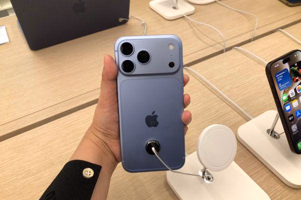 Panduan Bundling iPhone 18 Pro & Pro Max Telkomsel: Halo vs SIMPATI