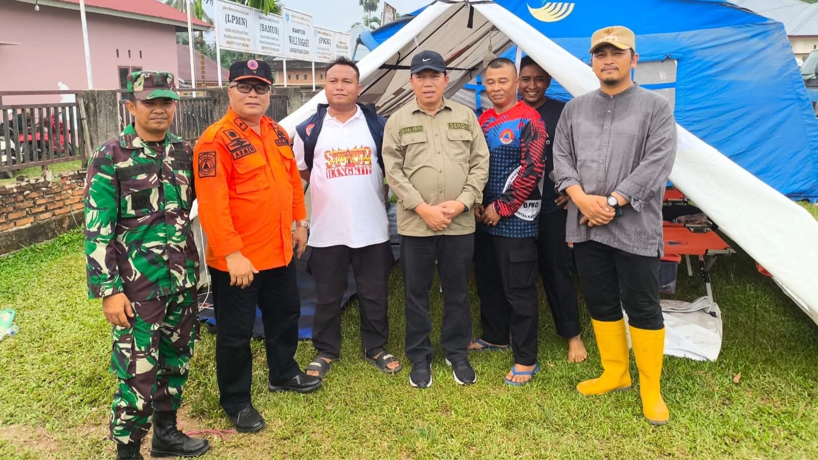 Banjir dan Longsor di Pesisir Selatan: Darurat Kini, Strategi Nanti