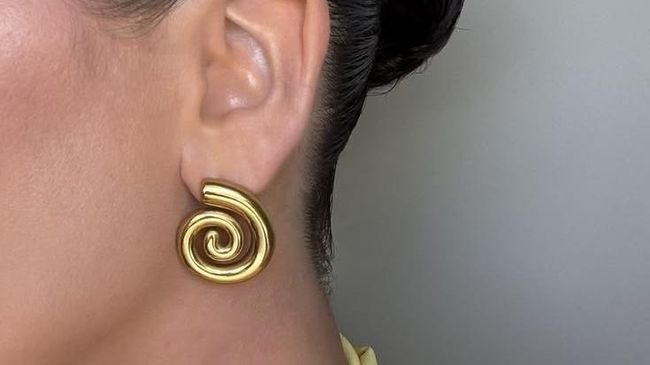 Panduan Lengkap Styling Perhiasan Modern yang Tidak Kuno