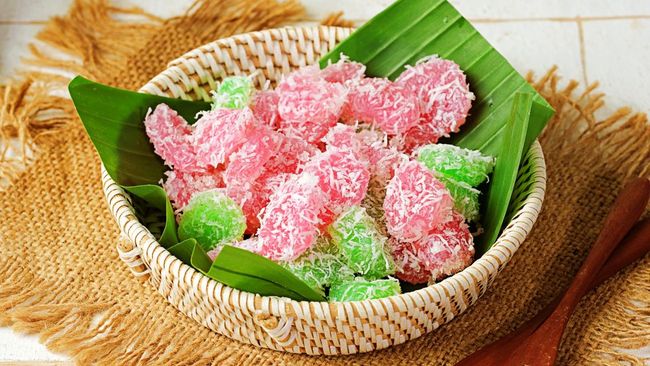 Lemet dan Cenil Singkong: Dua Kue Kenyal yang Wajib Dicoba di Rumah