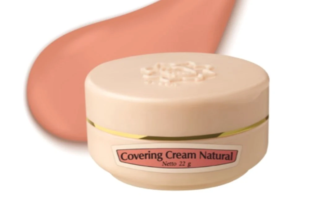 Liquid vs Cream Foundation untuk Menutupi Flek Hitam