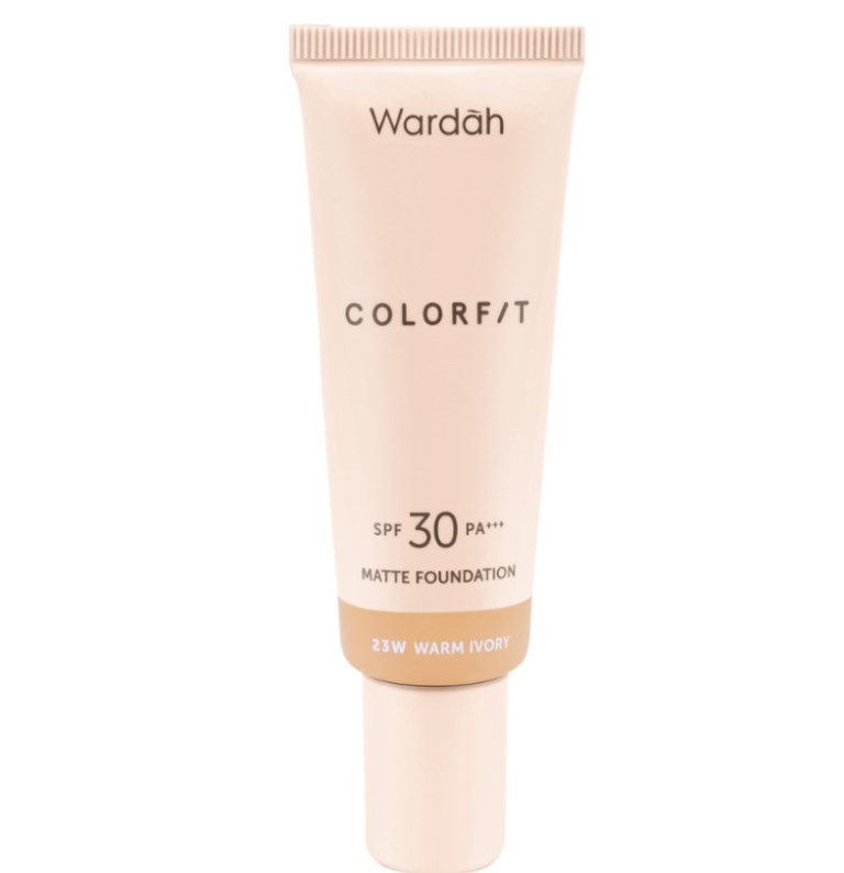 Liquid vs Cream Foundation untuk Menutupi Flek Hitam
