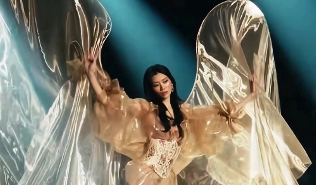 Fantasy Bra Spektakuler dan Comeback Supermodel di Victoria's Secret Fashion Show
