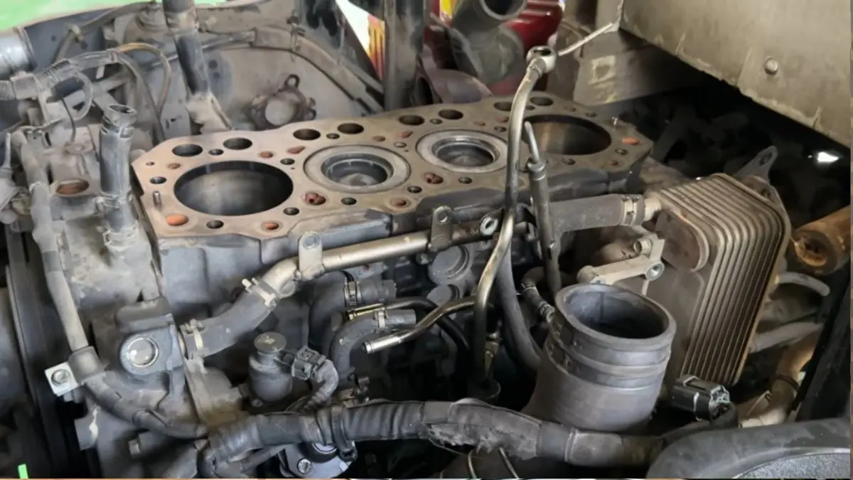 Coolant Radiator Kedaluwarsa Sebelum Dipakai? Begini Cara Mengeceknya