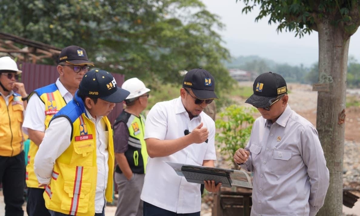 Menteri PU Percepat Pemulihan Infrastruktur Pascabanjir di Sumatera Barat