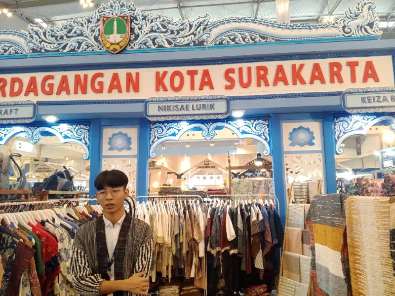Dari Ecoprint hingga Pakaian Dalam: Strategi UMKM Fashion Menembus Pasar Global