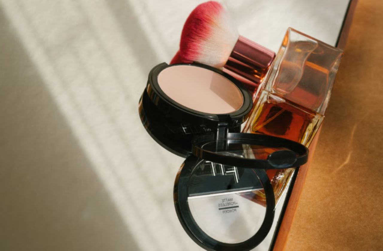 Cushion dan Bedak Wardah untuk Makeup Harian Flawless