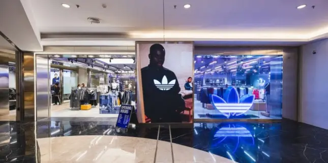 Personalisasi Fashion Anak: Strategi Baru Adidas untuk Ekspresi Diri