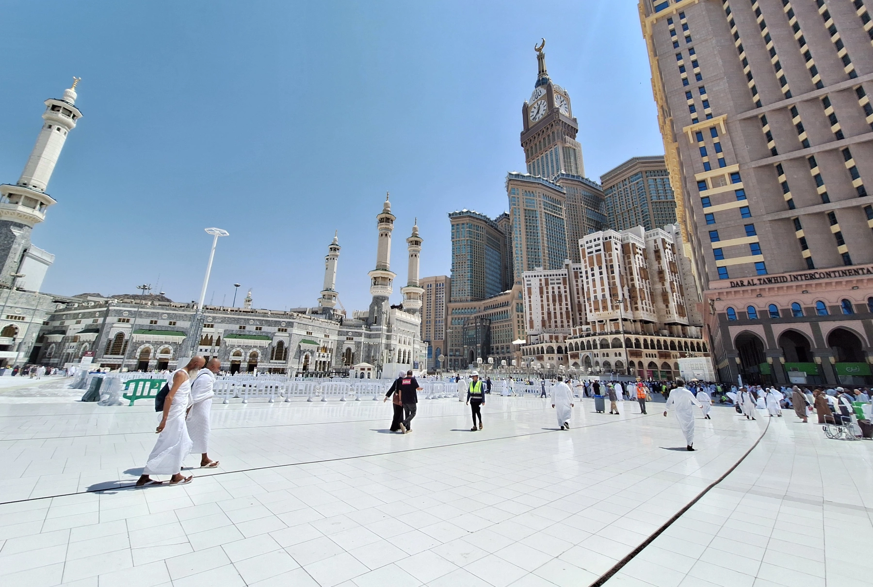 Industri Umrah Terpukul Konflik Timur Tengah dan Lonjakan Harga Tiket