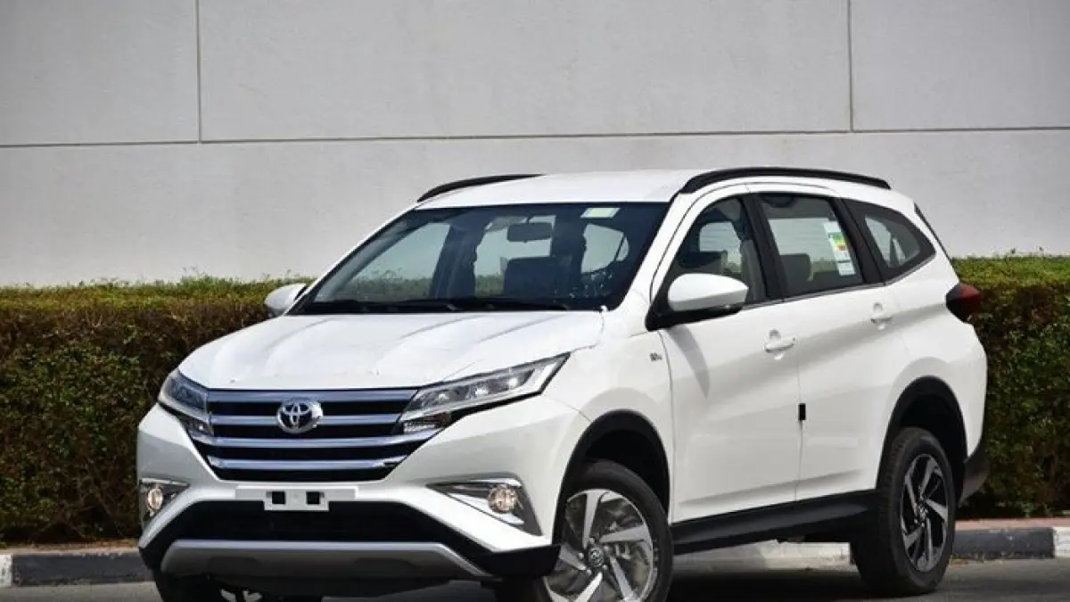 Toyota Rush Hybrid: Antara Harapan Irit dan Kabin Digital