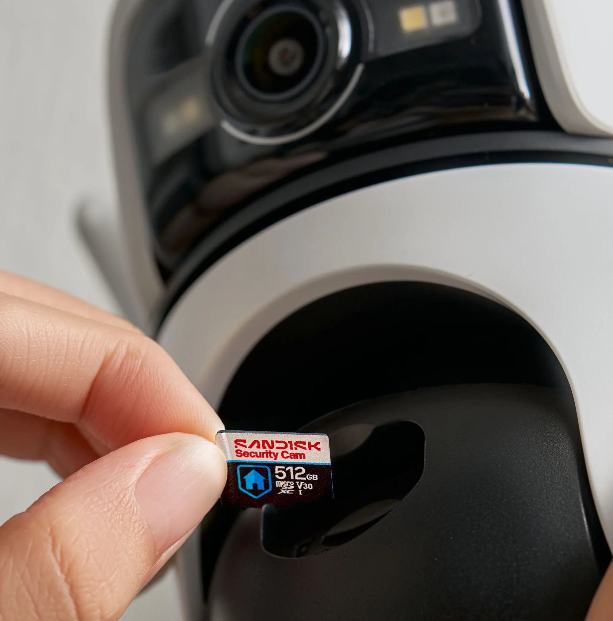 Kartu Memori Terbaik untuk Dashcam dan CCTV: Panduan High-Endurance Storage