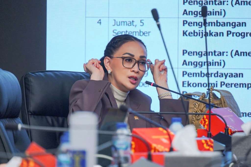 Ruang Aman untuk Kesehatan Mental Perempuan, Bukan Panggung Kesempurnaan
