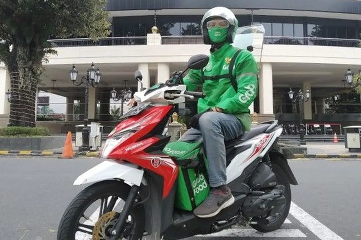 Ponsel Baterai 10.000 mAh Terbaik untuk Pekerja Lapangan