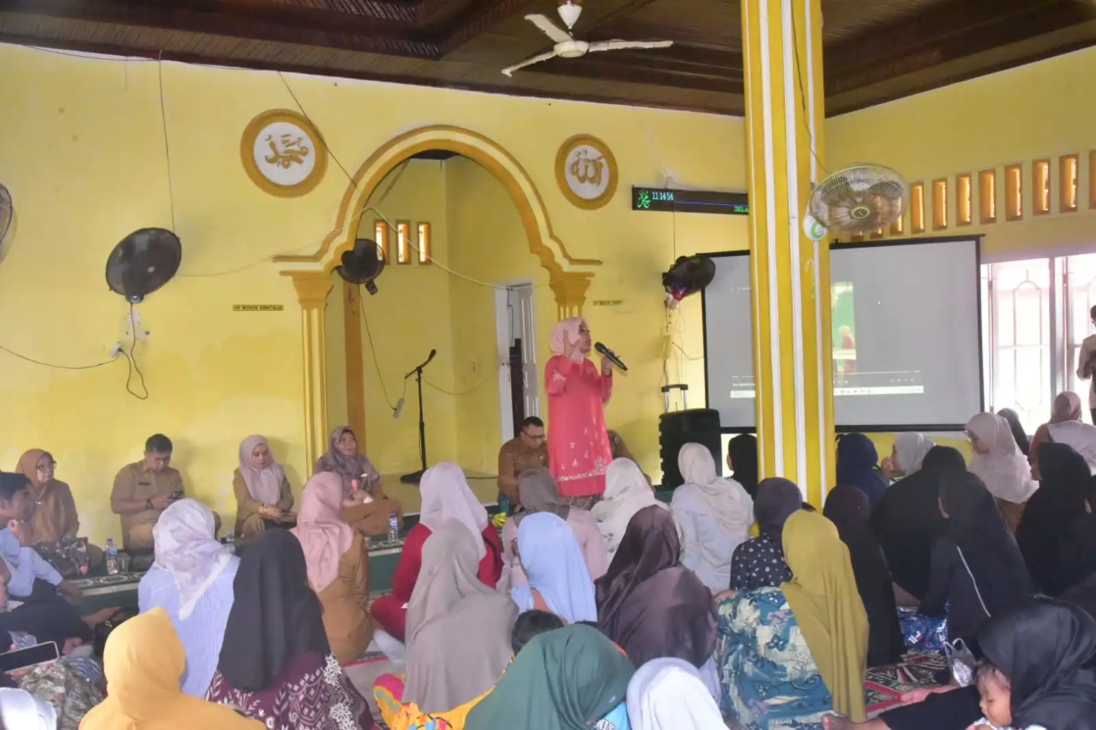Sulaman Kapalo Samek: Wastra Tradisional yang Mengangkat Ekonomi Perempuan