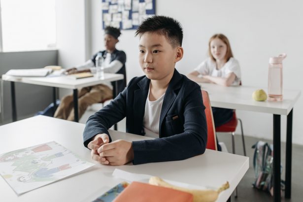 Panduan Orang Tua Mendampingi Anak Hadapi TKA