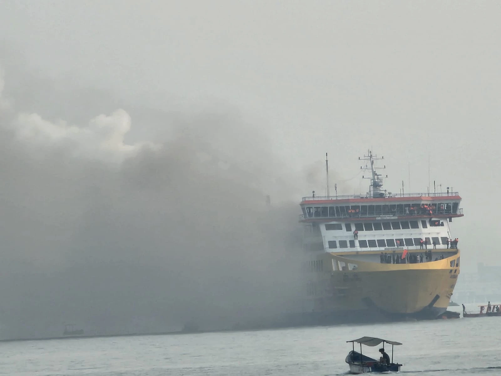 Kebakaran KMP Batumandi di Merak dan Rapuhnya Sistem Keselamatan Pelayaran