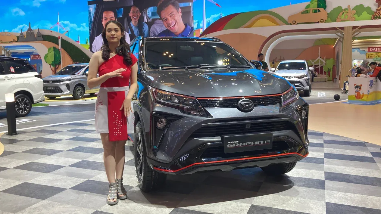 Toyota Rush Hybrid: Antara Harapan Irit dan Kabin Digital