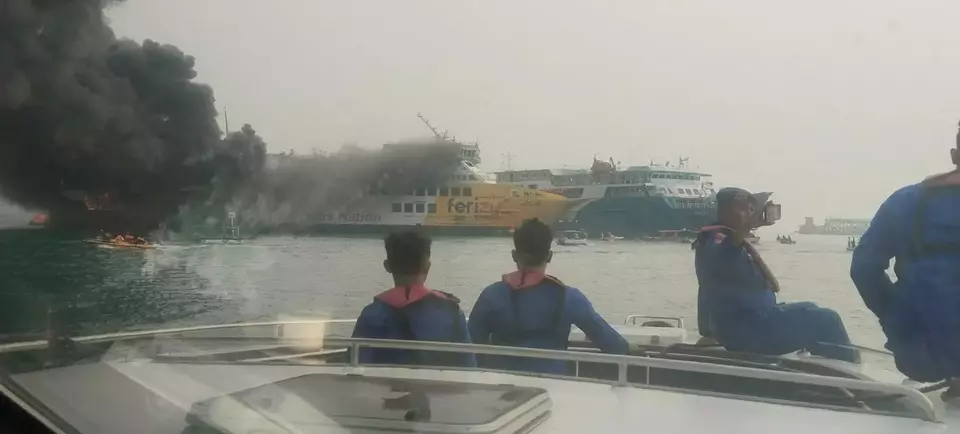Respons Cepat ASDP Selamatkan 420 Penumpang dari Kebakaran Kapal di Selat Sunda