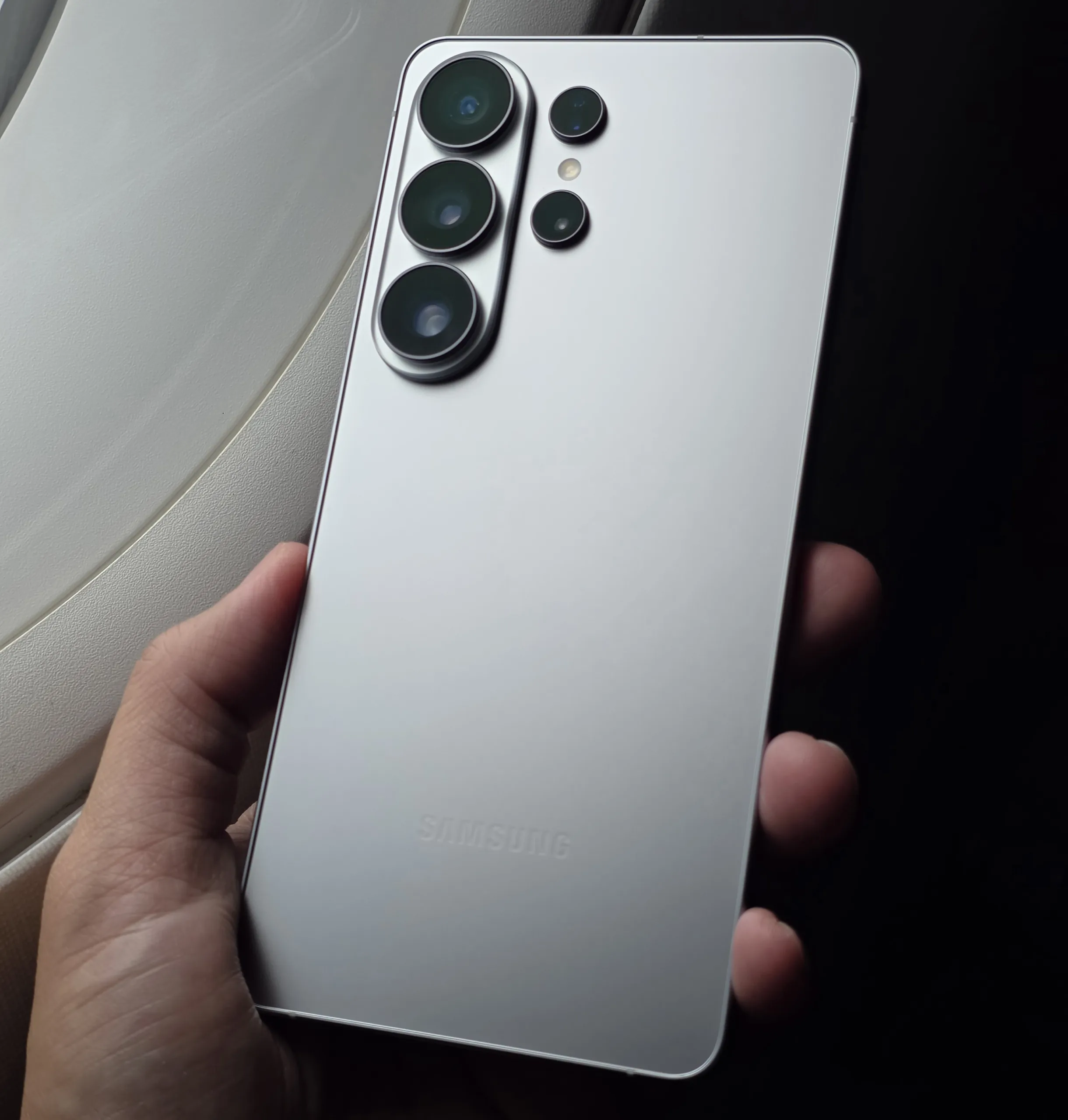 Samsung S26 Ultra 200MP Kamera dan Privacy Display: Review Lengkap Fitur Premium Seharga Rp25 Juta