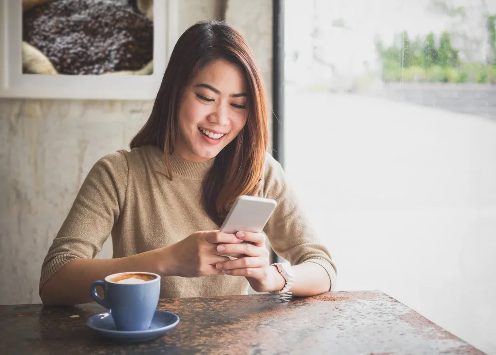 Cek Ponsel Tanpa Notifikasi: Alarm Dini Gangguan Mental Digital