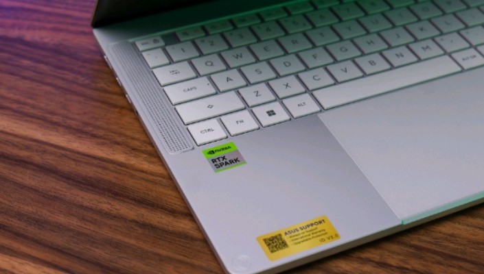 ASUS ProArt P14 P16: Laptop Editing 8K dan AI Lokal untuk Kreator Serius