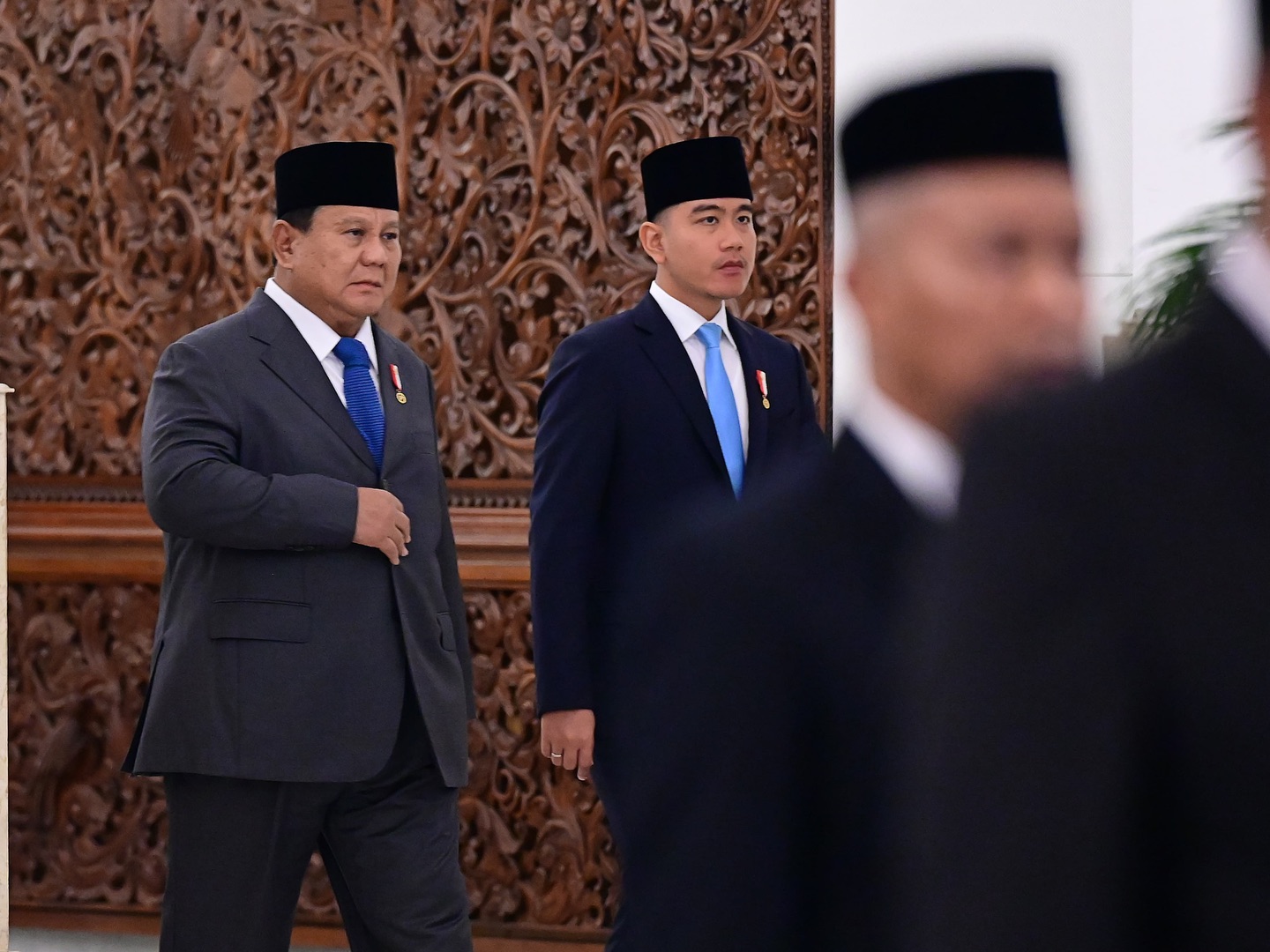 Dua Tahun Pemerintahan: Kepuasan Publik, Biaya Hidup, dan Rapor Penegakan Hukum