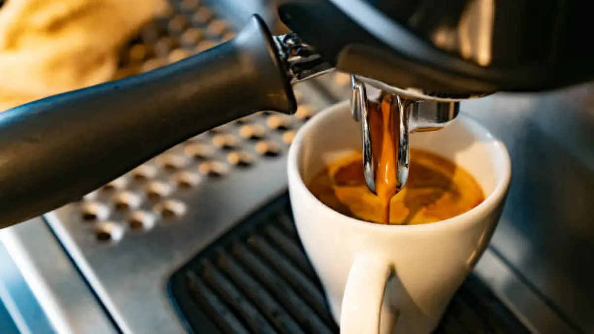 Minum Kopi Setiap Hari: Sehat atau Berlebihan?