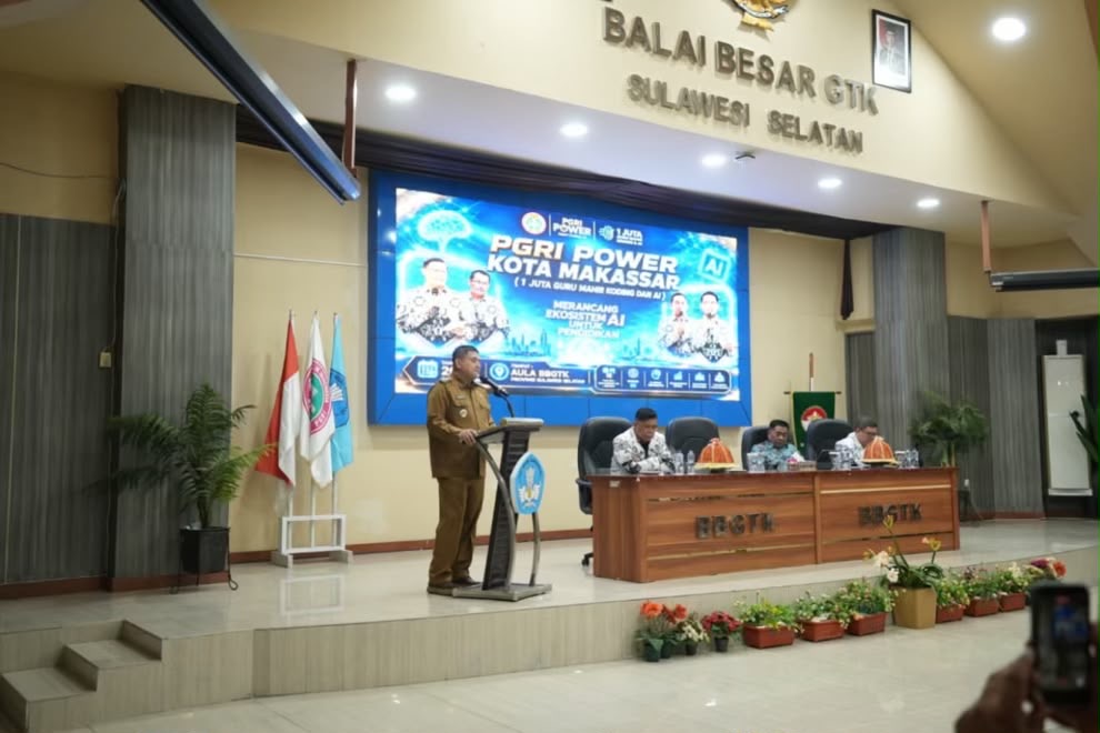 Guru di Era AI: Kritis Dulu, Teknologi Kemudian