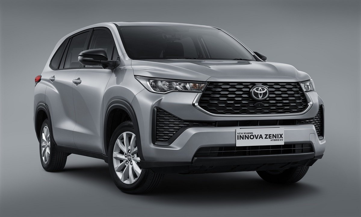 Innova Zenix V HEV: Harga, Spesifikasi, dan Panduan Varian