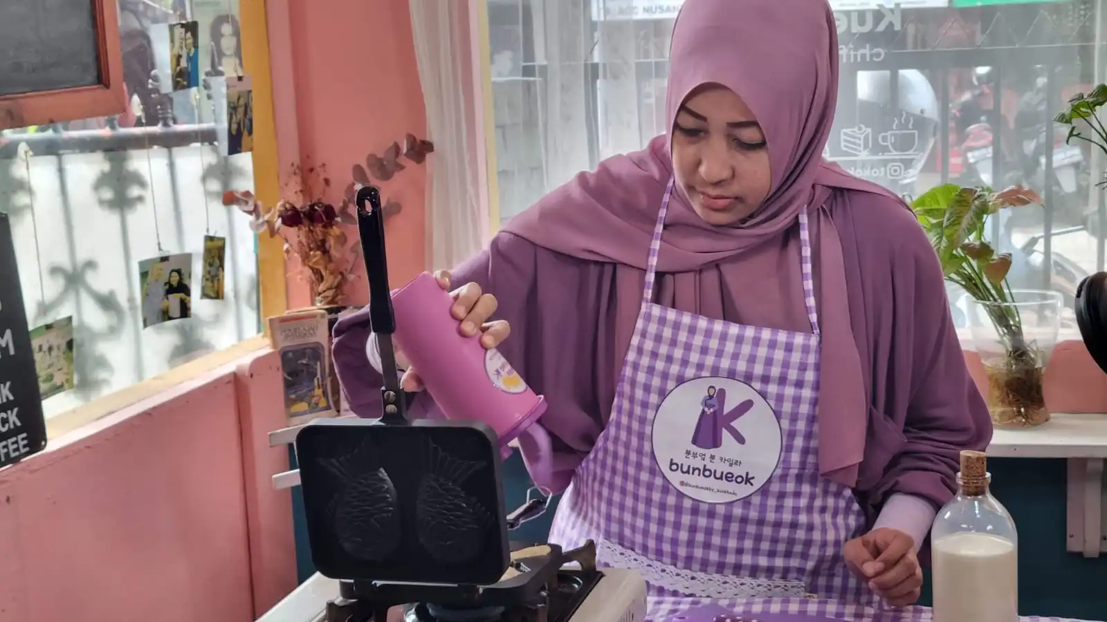 Dari Dapur Sempit ke Ribuan Porsi: Strategi Bisnis Kuliner Jalanan Berkelanjutan