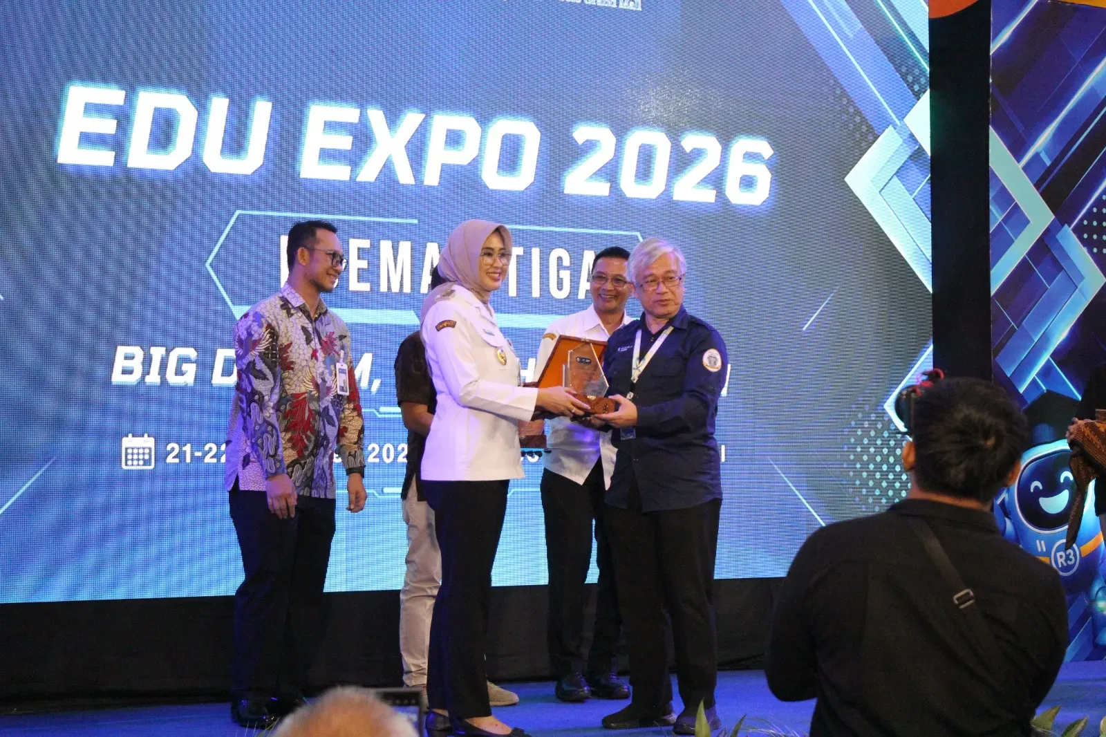 Ratusan Siswa Jelajahi Pilihan Karier di Pameran Pendidikan