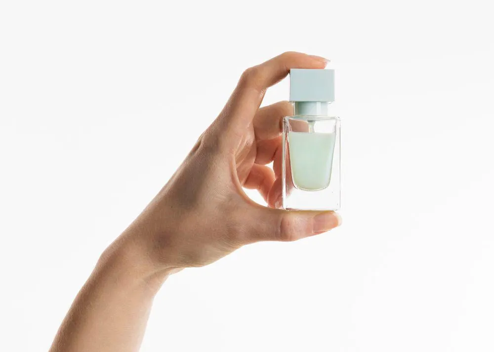 5 Parfum Lokal Aroma Spicy Tahan Lama untuk Aktivitas Outdoor