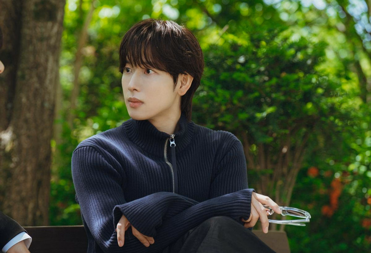 Dari Pewaris Arogan ke Tersangka: Evolusi Yoon Yi Jun di Love in Disguise