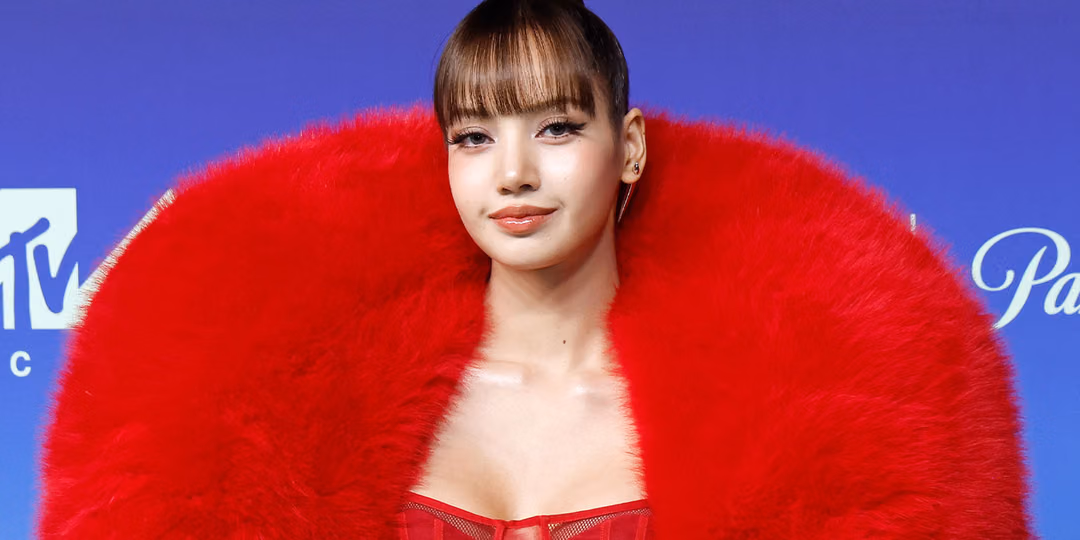 Lisa BLACKPINK ‘Tarantino’: Action-Noir, Game, dan Era Baru PRESS PLAY