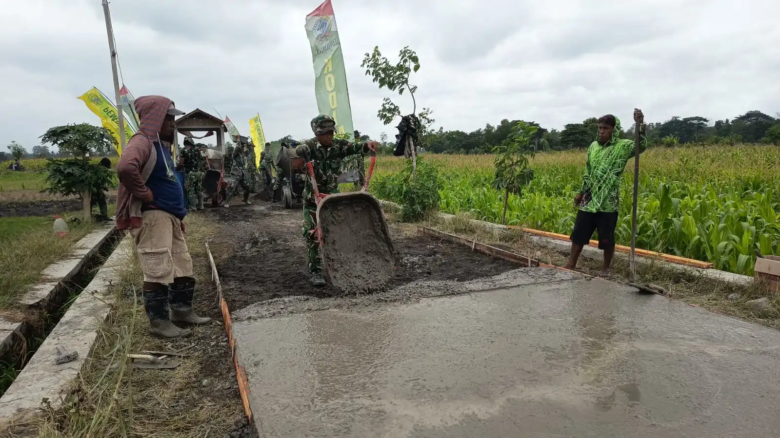 Program TMMD TNI Percepat Pembangunan Jalan Desa