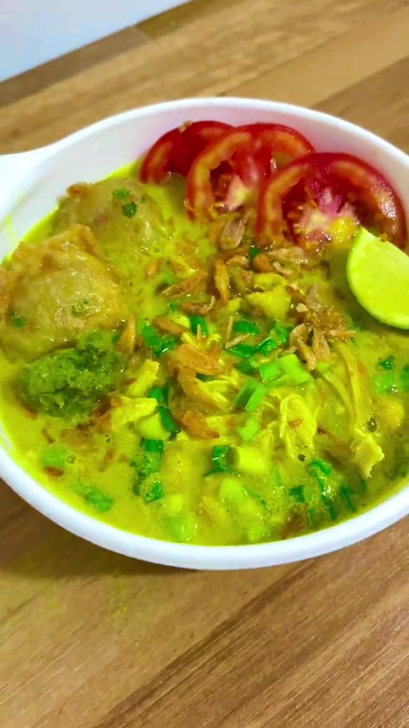 Soto Ayam Frozen untuk Stok Seminggu, Kuah Kuning Tinggal Tuang dari Freezer