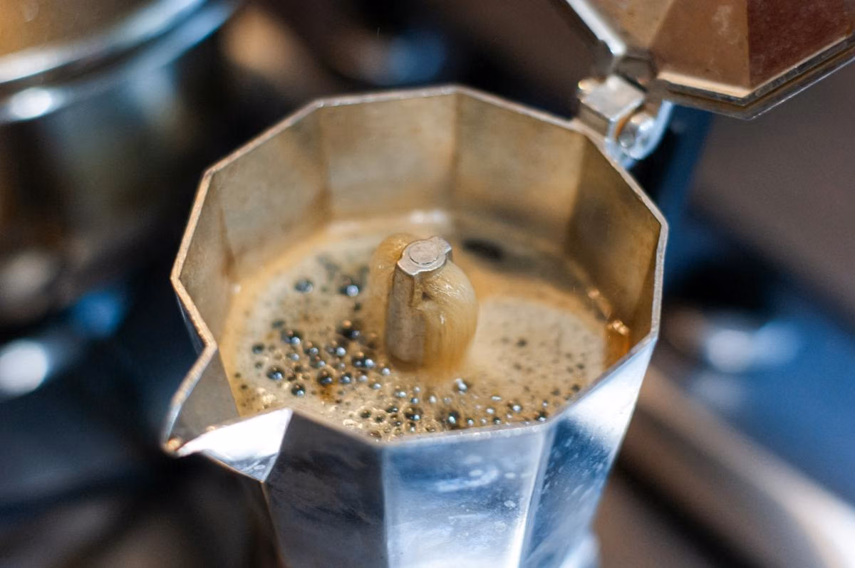 Cara Menyeduh Kopi Moka Pot agar Tidak Pahit
