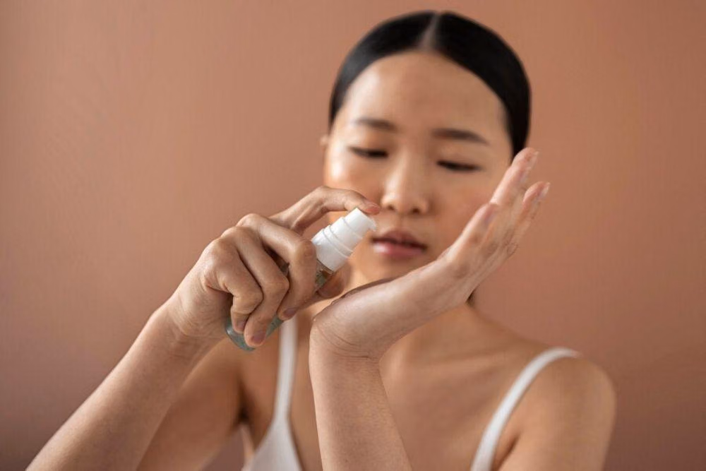 Cleansing Oil vs Cleansing Balm: Mana Lebih Efektif untuk Komedo?