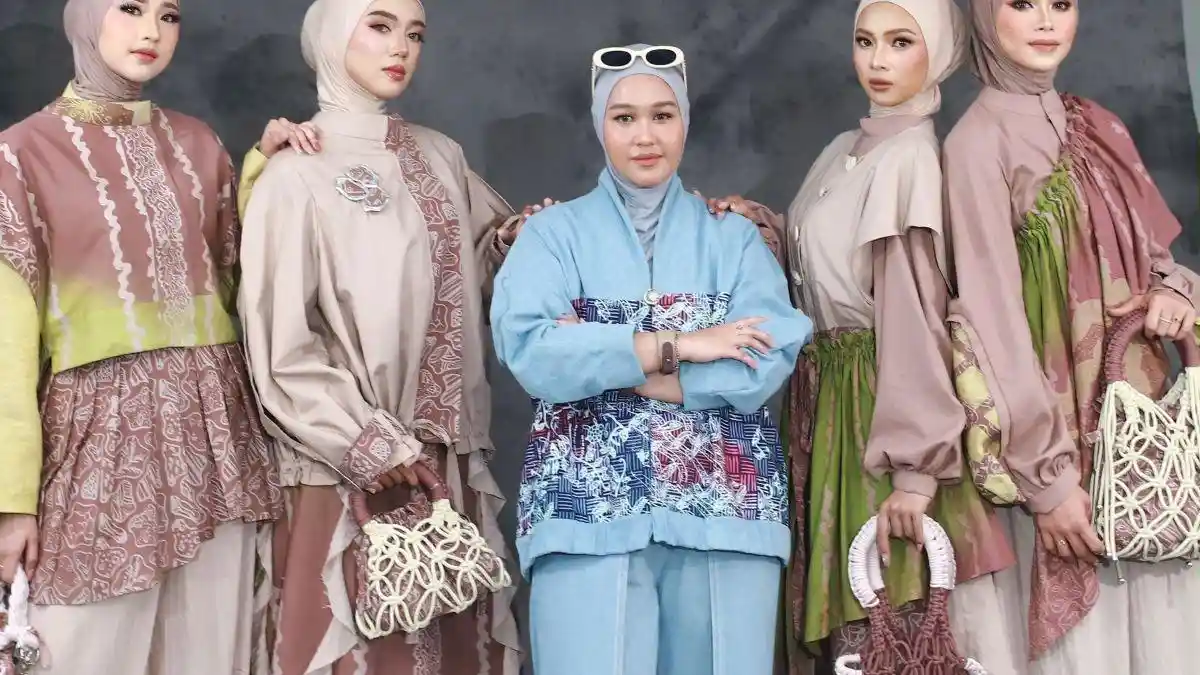 260 Desainer Modest Fashion Bidik Pasar Global Lewat Wastra