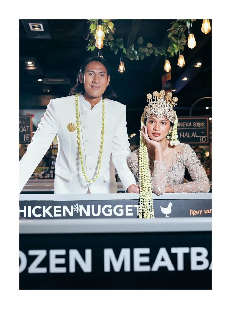 Prewedding Adat Sunda di Supermarket: Tradisi yang Masuk ke Lorong Belanja