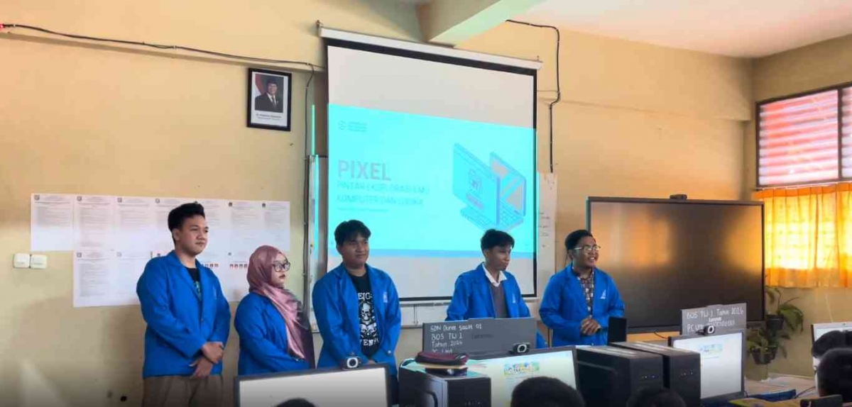 Mahasiswa Bawa Keterampilan Digital Praktis ke Sekolah