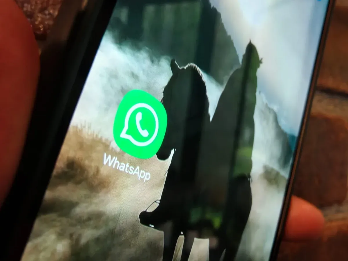 Jadwalkan Pesan WhatsApp di iPhone dengan Fitur Terbaru