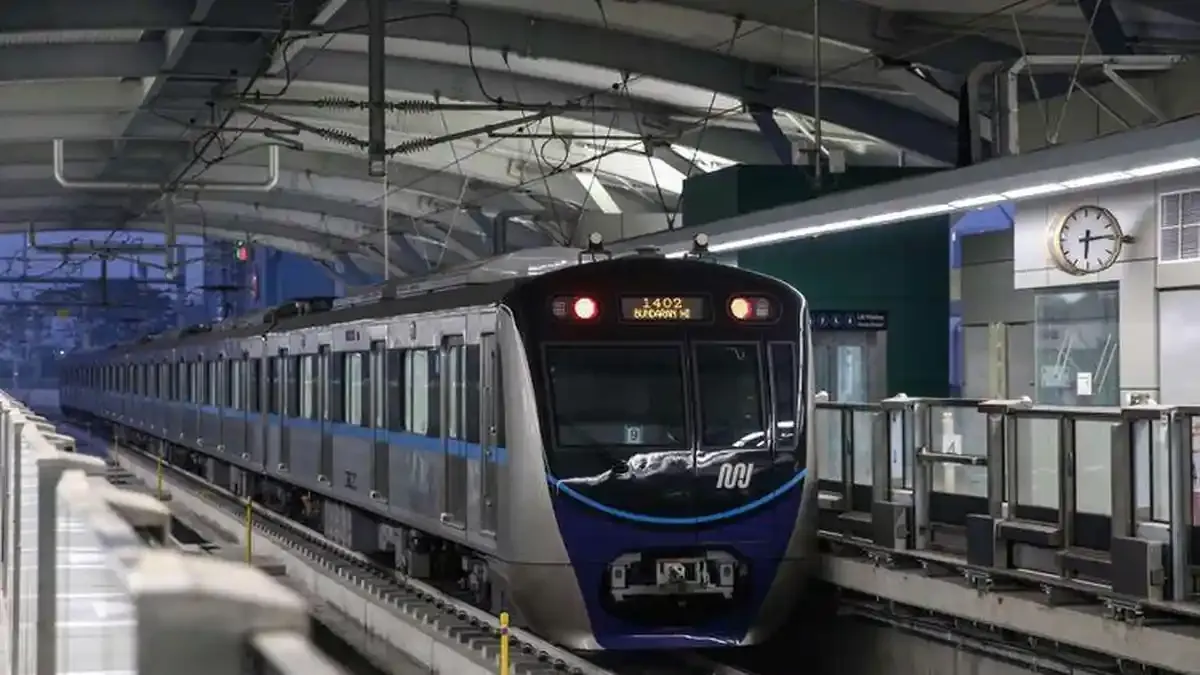 MRT Jakarta Layani Penumpang hingga Pukul 01.30 WIB saat Konser Ye di GBK