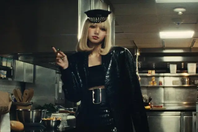 Lisa BLACKPINK ‘Tarantino’: Action-Noir, Game, dan Era Baru PRESS PLAY