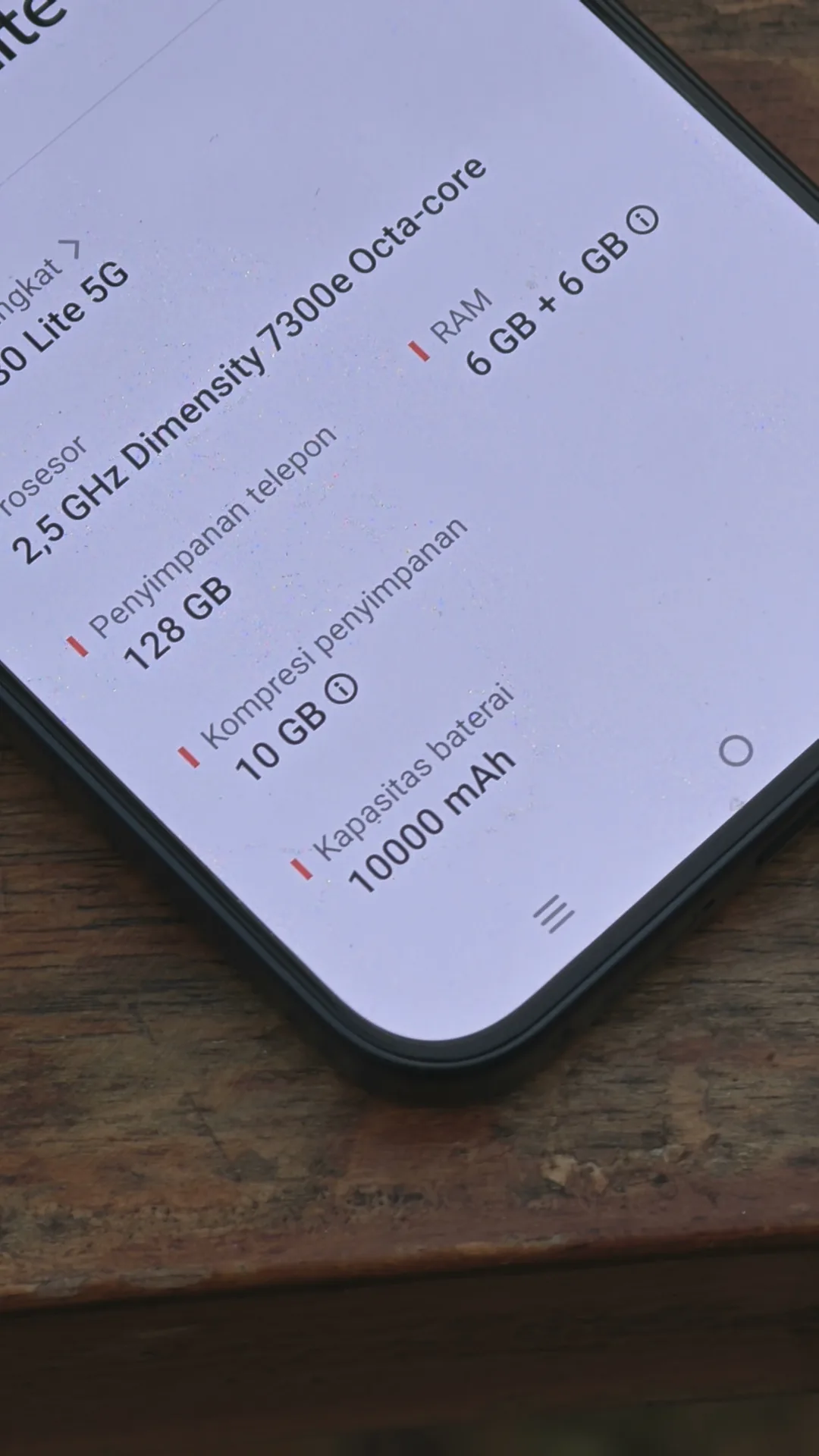 Vivo V80 Lite 5G: Rekor Guinness dan Baterai 10.000 mAh