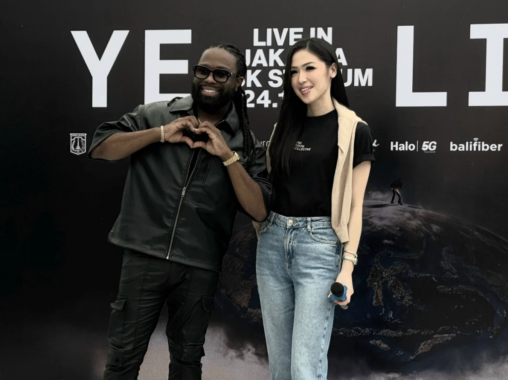 Konser Ye di Jakarta Menarik Puluhan Ribu Penonton Asing