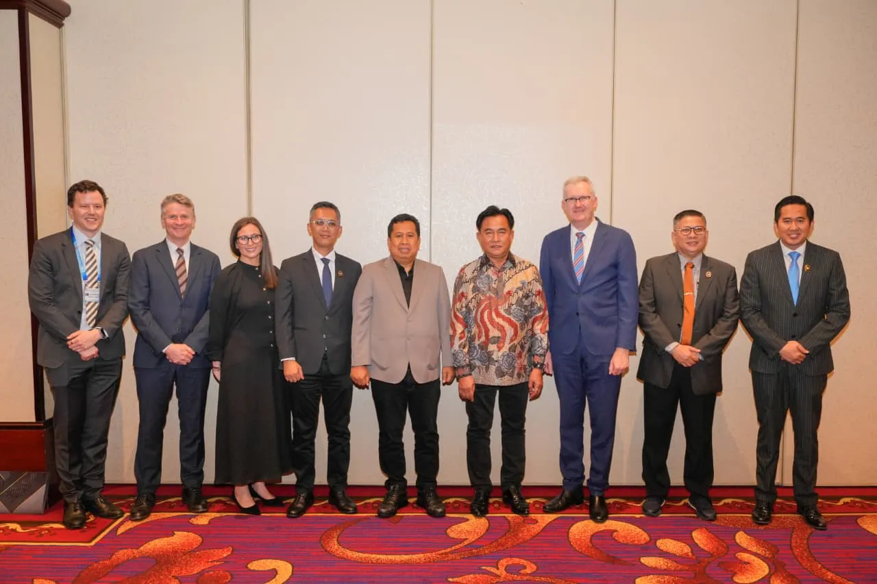 Ketika Batas Negara Tak Lagi Jadi Tempat Bersembunyi